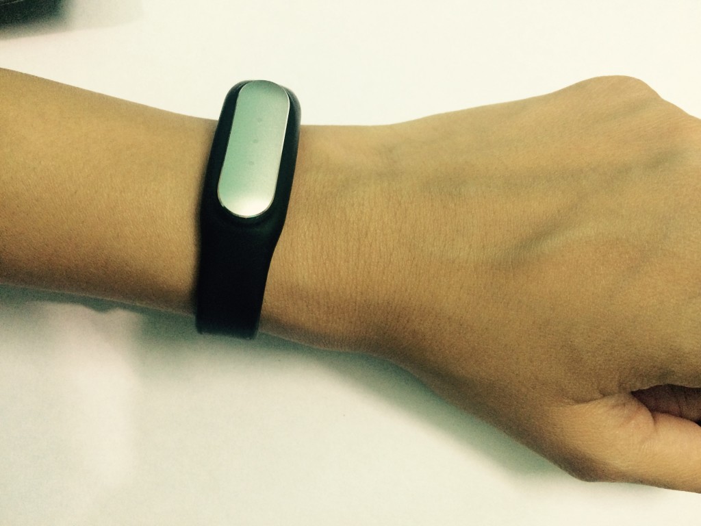 Xiaomi Mi Band Review With Video: Value For Money Fitness Tracker