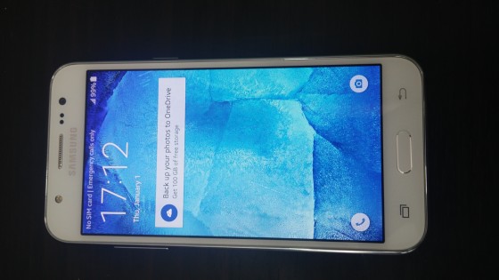 samsung galaxy j5 display rate